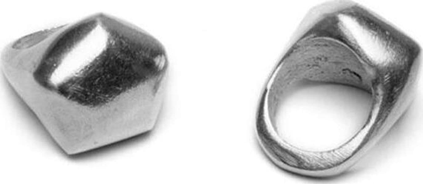 VESTOPAZZO--ANELLO-PENTAGONALE-BOMBATO