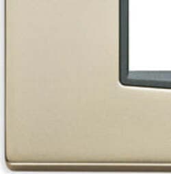 VIMAR---1-PLACCA-EIKON-CLASSIC-4-MODULI-IN-METALLO-COLORE-NICHEL-SATINATO-20654.22
