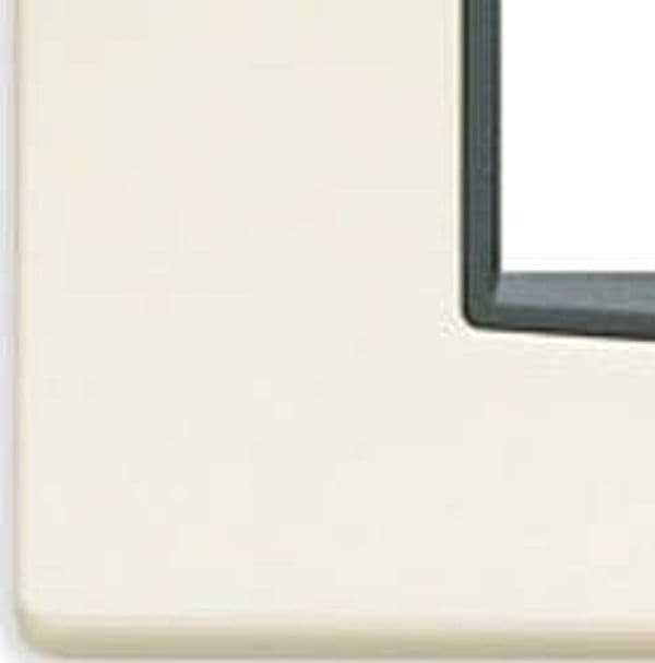 VIMAR---1-PLACCA-EIKON-CLASSIC-7-MODULI-IN-METALLO-COLORE-BIANCO-ANTICO-20657.02