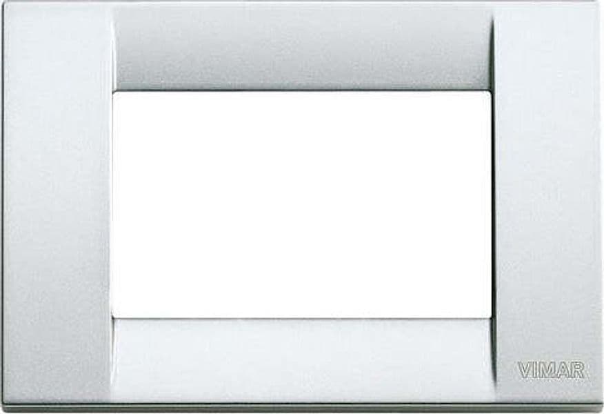 VIMAR---1-PLACCA-IDEA-CLASSICA-3-MODULI-IN-METALLO-COLORE-ARGENTO-16733.21