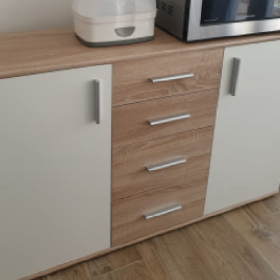 Dove acquistare Credenze e buffet per la sala da pranzo online?