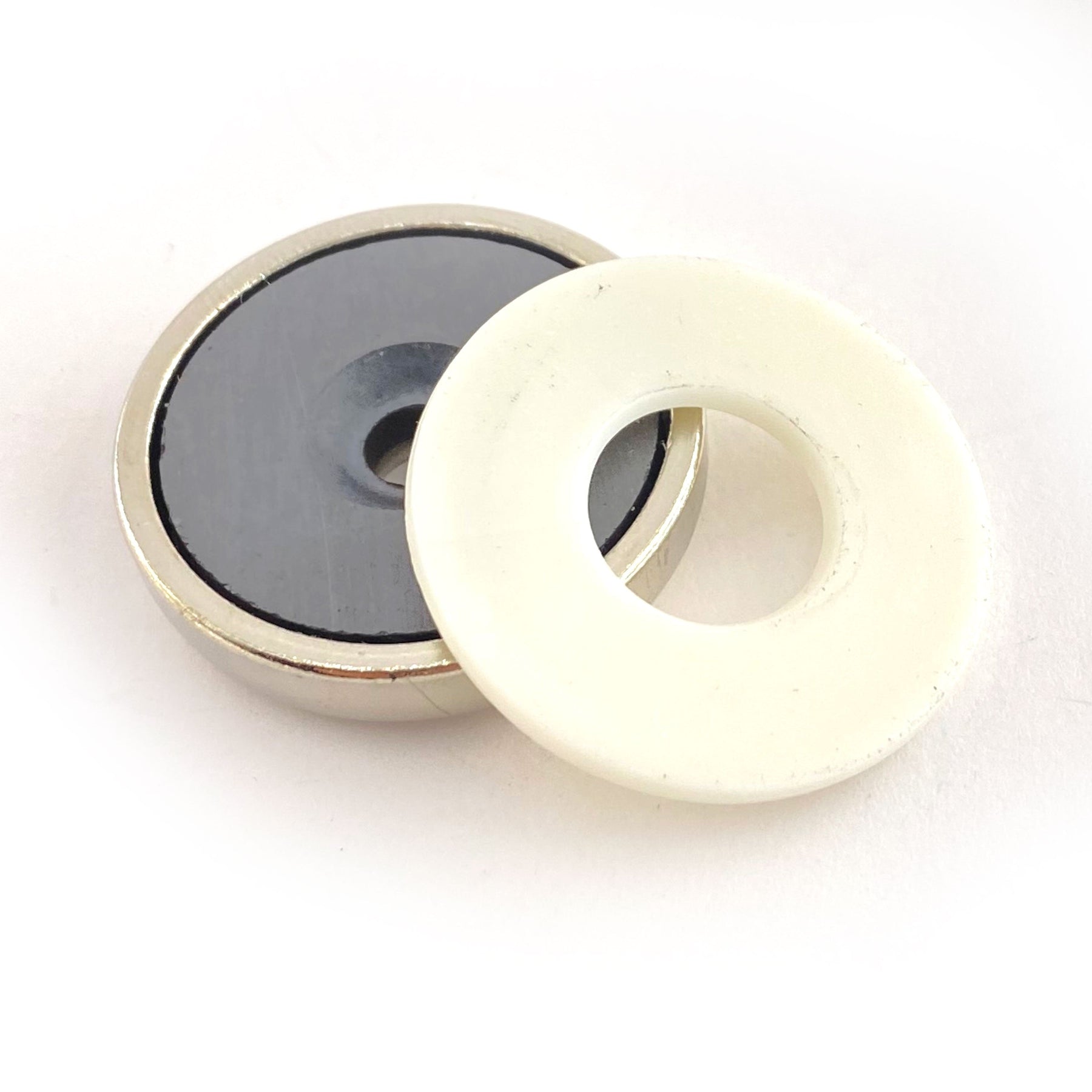 Come scegliere Ganci per mobili