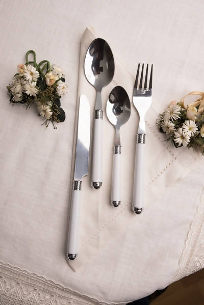 Dove acquistare Set di posate miste online?