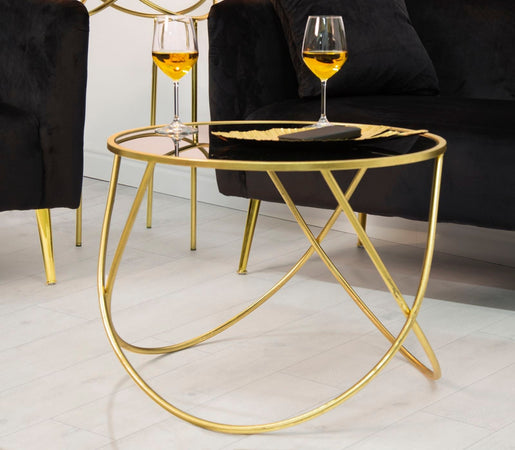 Tavolinetto ring struttura in ferro color oro e vetro per interni