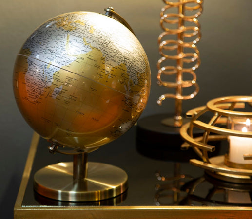 Mappamondo girevole con base in metallo per decorazione interni h 28 cm