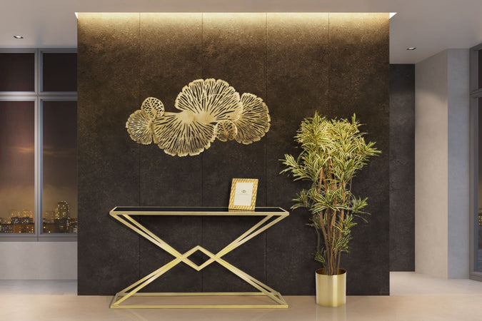 Console "Piramid" struttura in ferro color oro e vetro per interni