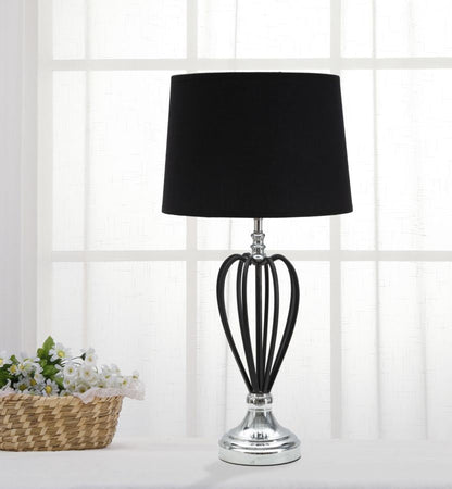 Lampada da tavolo in metallo e tessuto colore nero per interni