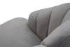 Poltrona Shell in poliestere gambe in metallo per interni