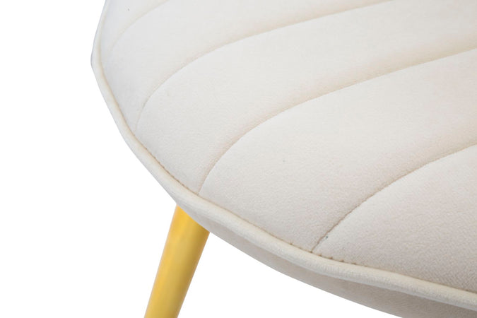 Sedia "Flex" in velluto color crema e gambe in metallo color oro per interni