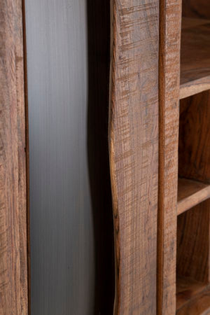 Libreria "Yellowstone" in legno di acacia e metallo per interno