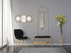 Sedia Paris in velluto con gambe in metallo color oro per interni
