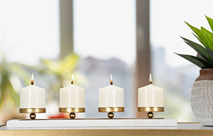 Porta candele rettangolare in metallo color oro e marmo 4 posti per interni