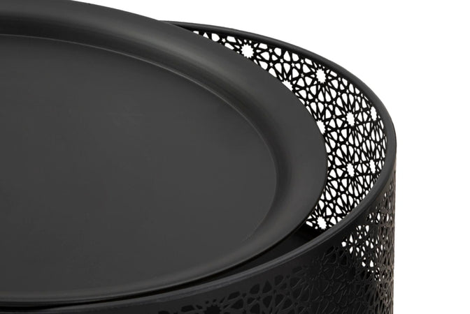 Tavolinetto "Blacky" struttura in metallo con gambe color oro per interni