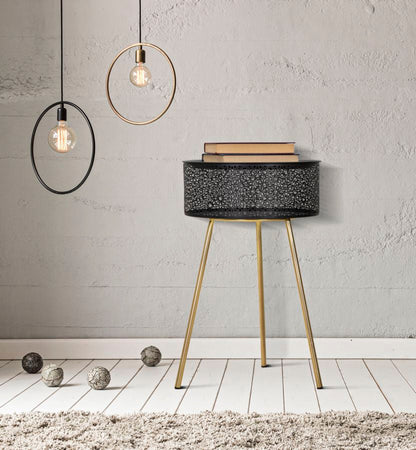 Tavolinetto "Blacky" struttura in metallo con gambe color oro per interni