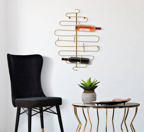 Portabottiglie da parete struttura in metallo color oro con 4 ripiani per interni