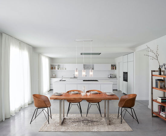 Tavolo Osbert rettangolare, con gambe in acciaio, piano in legno di acacia, stile moderno