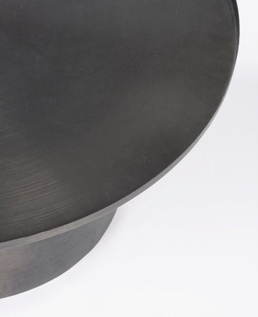 Tavolino per salotto moderno "Kalpita " Ø 80 cm in acciaio con finitura Nera