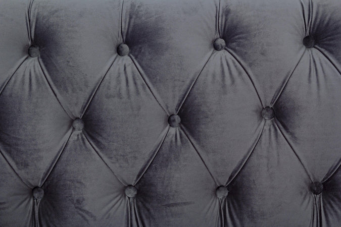 Divano in velluto 3 posti "Blossom" tipo Chester con piedi neri 193 cm