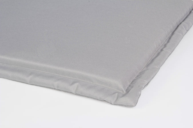 Cuscino per sedia e poltrona con Schienale Medio in materiale idrorepellente