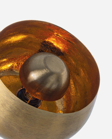 Lampada da tavolo "Ishan" in acciaio