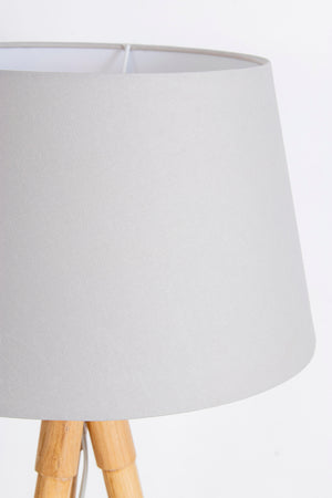 Lampada da tavolo "Wallas" treppiede in legno di quercia h 69 cm