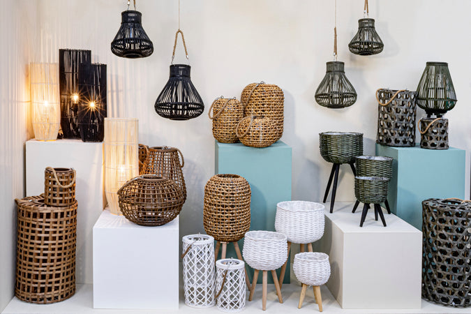 Lampada da tavolo "Arusha" in bamboo metallo e plastica