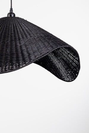 Lampadario "Cappello" in acciaio e vimini h 28 cm