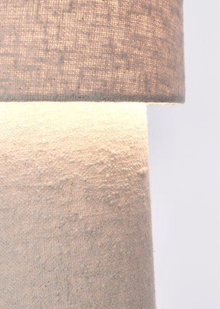 Lampada da tavolo "Lamki" in tessuto boucle h 58 cm