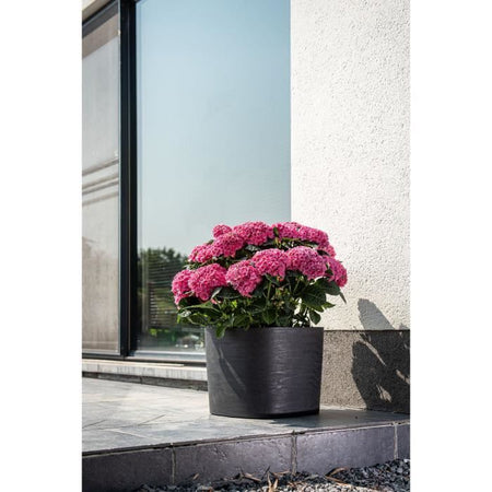 Vaso con riserva d'acqua - GARDEN ID Respect - Nero-Anth 40 x 40 cm - 100% rifiuti domestici - 100% riciclabile - Superficie strutturata.