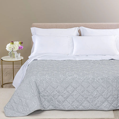 Copriletto Trapuntato Lesley ! Caleffi– Il Lusso Autentico del Raso Jacquard per il Tuo Letto Matrimoniale