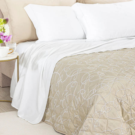 Copriletto Trapuntato Lesley ! Caleffi– Il Lusso Autentico del Raso Jacquard per il Tuo Letto Matrimoniale