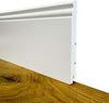 100ml-di-Battiscopa-PREMIUM-in-legno-MASSELLO-mod.DUCALE-144x15-laccato-bianco-liscio