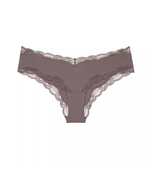 Triumph Slip da donna Natural Spotlight Hipster 10214465 S27 - Passarelli Biancheria