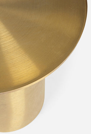 Tavolino per salotto moderno "Kalpita " Ø 51 cm in acciaio con finitura ottone