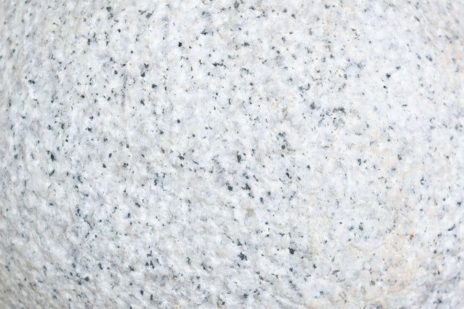 Biscottini Sfera decorativa pietra Biscottini fatta a mano design unico diametro 25 arredo