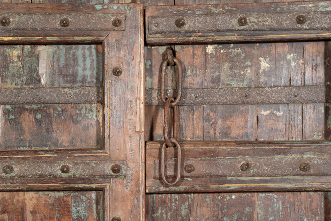 Biscottini Porta portone in legno massello e ferro da interno o da esterno vecchia e antica medievale scorrevole