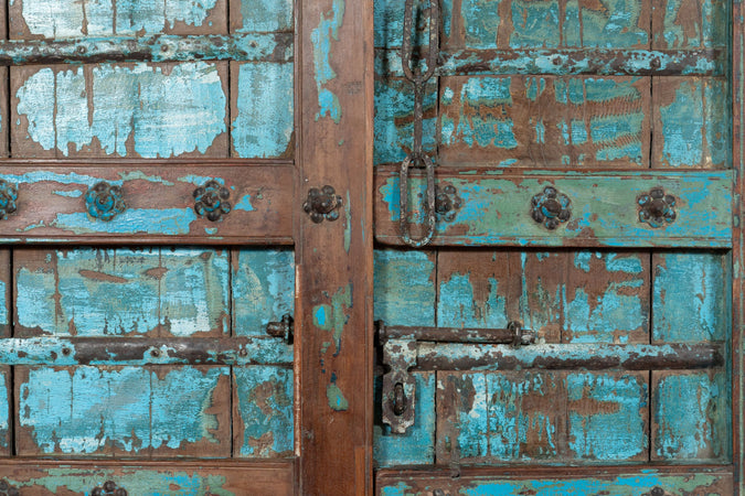 Biscottini Porta portone in legno massello e ferro da interno o da esterno vecchia e antica medievale scorrevole