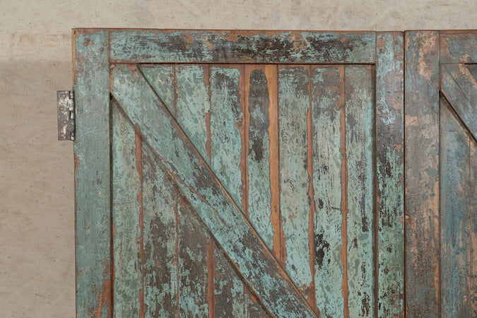 Biscottini Porta portone in legno massello e ferro da interno o da esterno vecchia e antica medievale scorrevole