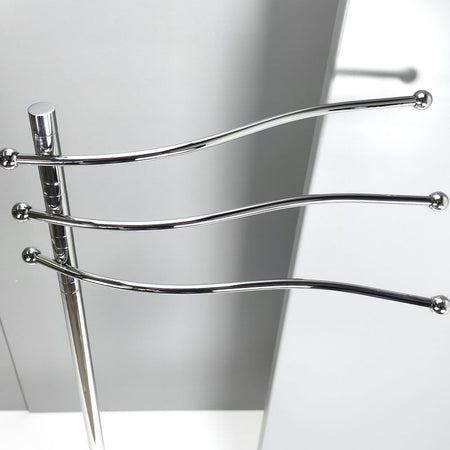 Piantana porta asciugamani in ottone cromato con porta salviette orientabili, base rotonda - piantana da bagno