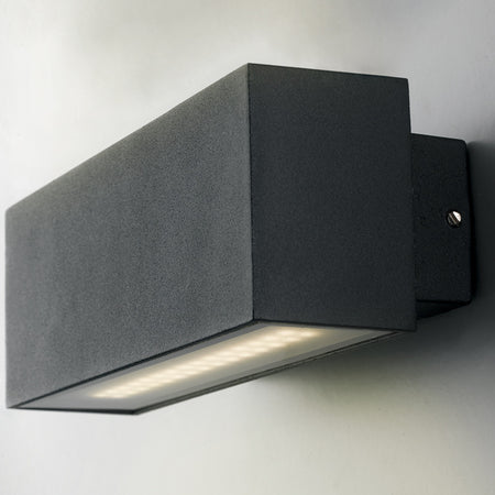 Applique da parete per esterno 2x8w a led a doppia emissione nera Nabira