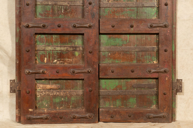 Biscottini Porta portone in legno massello e ferro da interno o da esterno vecchia e antica medievale scorrevole