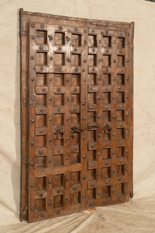 Biscottini Porta portone in legno massello e ferro da interno o da esterno vecchia e antica medievale scorrevole