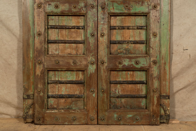 Biscottini Porta portone in legno massello e ferro da interno o da esterno vecchia e antica medievale scorrevole
