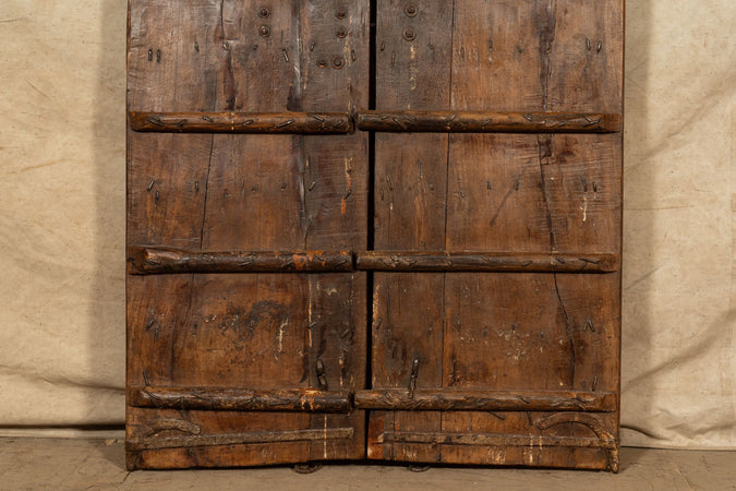 Biscottini Porta portone in legno massello e ferro da interno o da esterno vecchia e antica medievale scorrevole