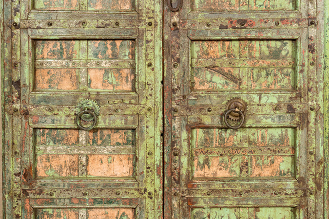 Biscottini Porta portone in legno massello e ferro da interno o da esterno vecchia e antica medievale scorrevole