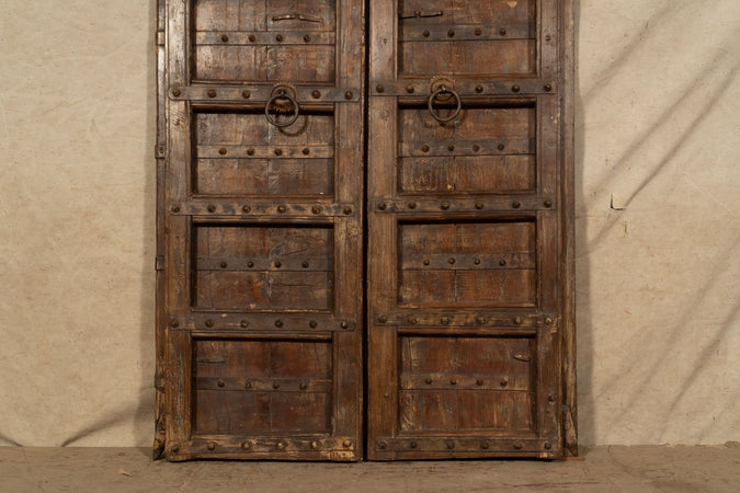 Biscottini Porta portone in legno massello e ferro da interno o da esterno vecchia e antica medievale scorrevole