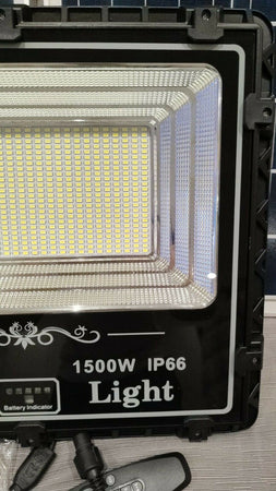 Faro Stradale LED Doppio Pannello Solare 1500W Crepuscolare Luce Fredda IP66