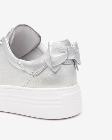 Nero Giardini sneakers donna in pelle laminata argento E513020D700