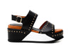 SANDALO ZEPPA FRATE IN PELLE CON BORCHIE