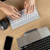 R-Go Tools RGOCOUSWLWH tastiera Ufficio Bluetooth QWERTY Inglese US Bianco (Compact Break ergonomic - keyboard, QWERTY [US], - bluetooth, white - Warranty: 12M)